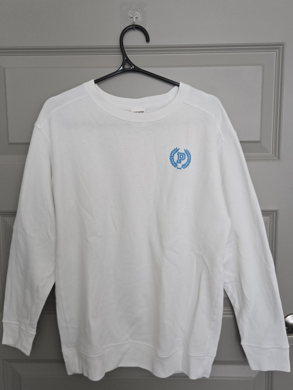 PINK Victoria's Secret White Crewneck Sweatshirt with Blue Crest